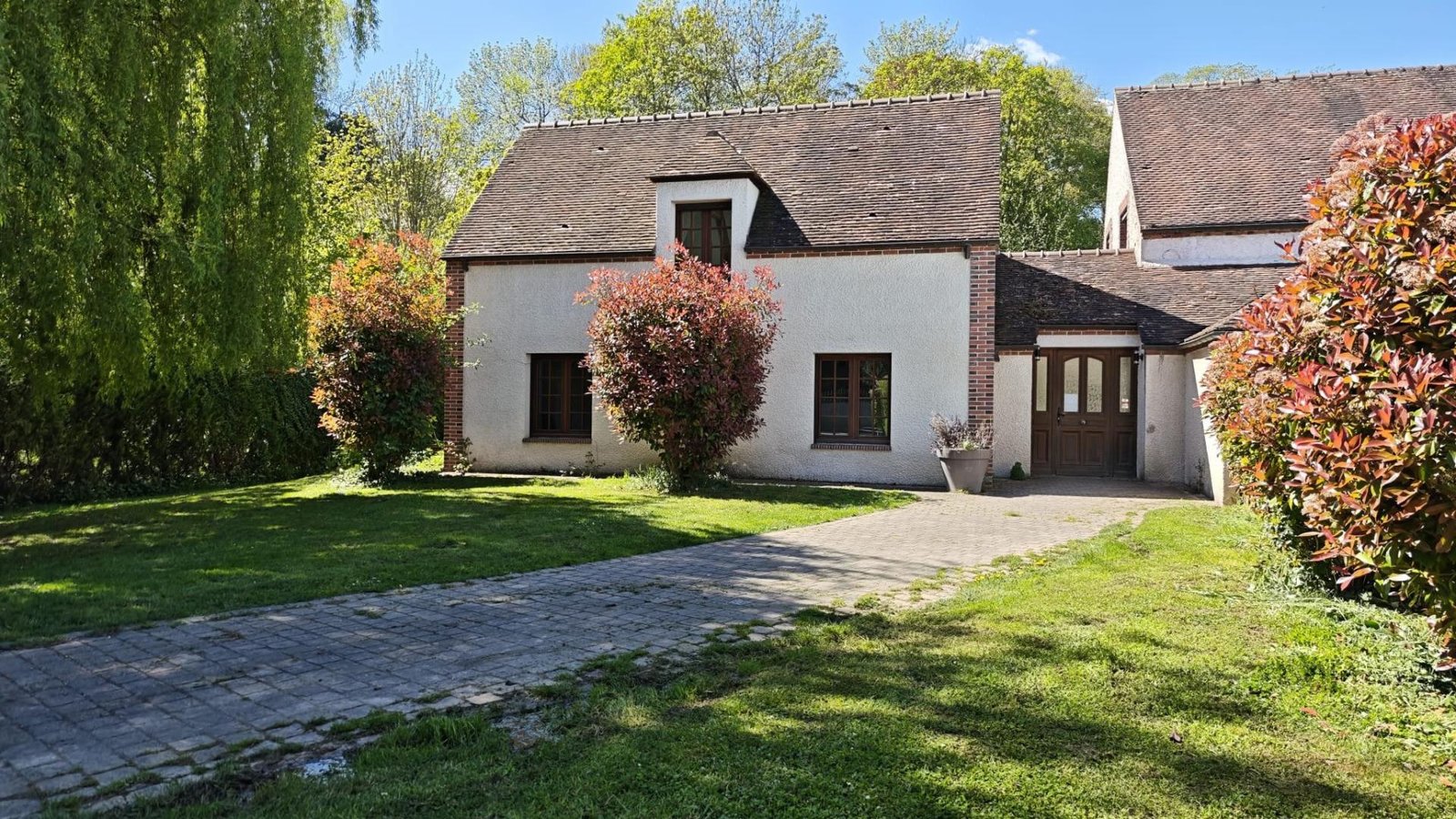 Maison 16 pièces de 367 m² vendue à Sens – photo 2